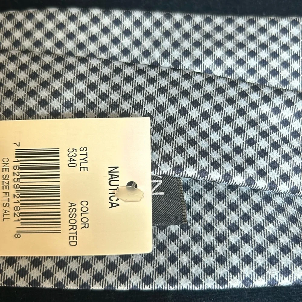 NWT Nautica Neckwear Blue 100% Silk Printed‎ Tie